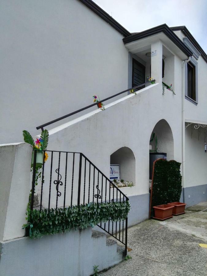 Villa Vittoria Mini Hotel Salerno Exterior photo